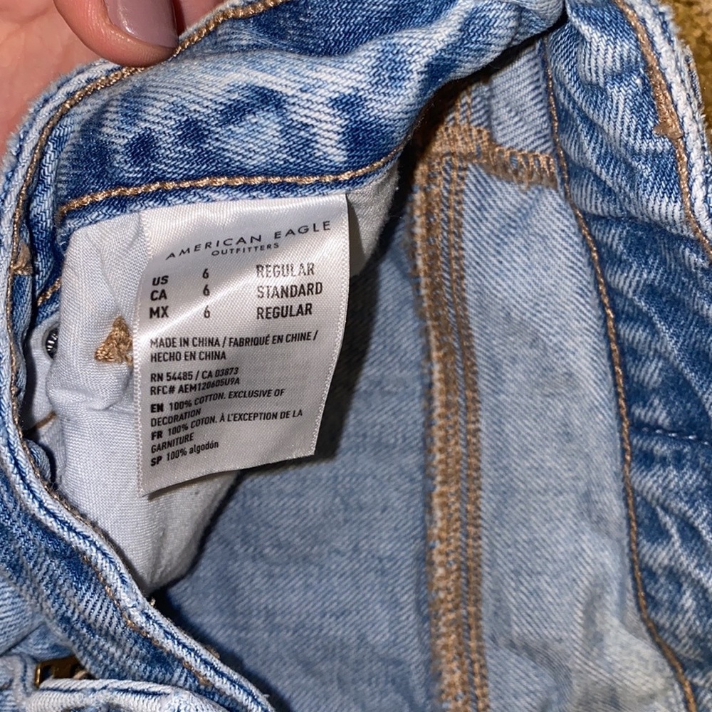 American Eagle Mom Jeans